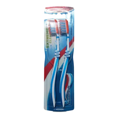 Aquafresh periuta de dinti medium Extreme Clean Duo